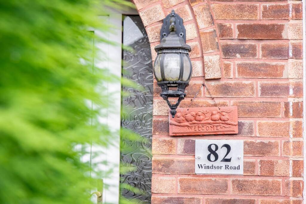 Windsor House 3 Bedrooms Sleeps 8 Manchester Ngoại thất bức ảnh