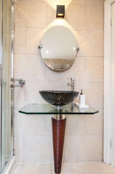 Windsor House 3 Bedrooms Sleeps 8 Manchester Ngoại thất bức ảnh